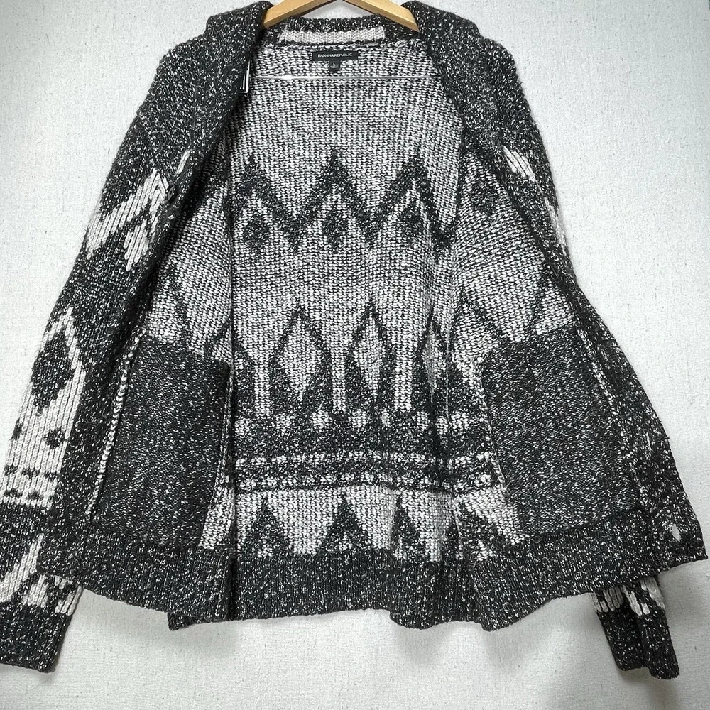 Banana Republic cozy statement